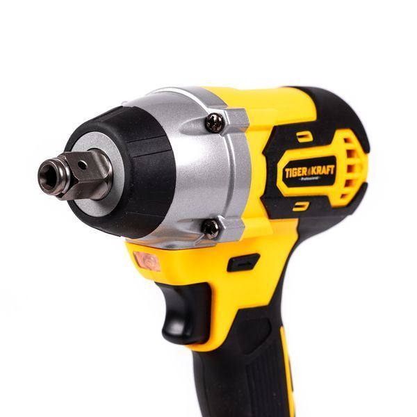 Аккумуляторный ударный гайковерт TigerKraft GR895 PRO (21В, 5Ач, 500 Нм) бесщёточный для авто 2693729448 фото