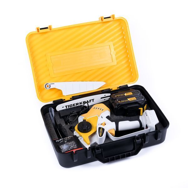 Мініпила на АКБ TigerKraft PS22 PRO 21V (4Ah, 15 см) безщіткова ланцюгова пила для гілок з кейсом 2749398877 фото